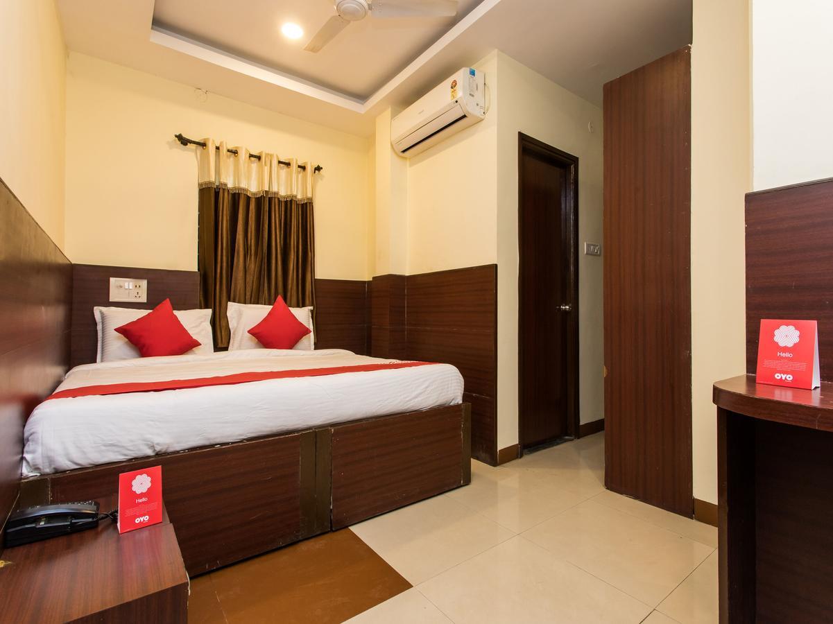 Oyo 11945 Hotel Glory Palace Indore Exteriör bild